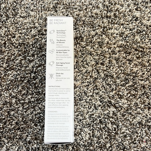 PMD Clean Facial Device - Aqua - Picture 3 of 4